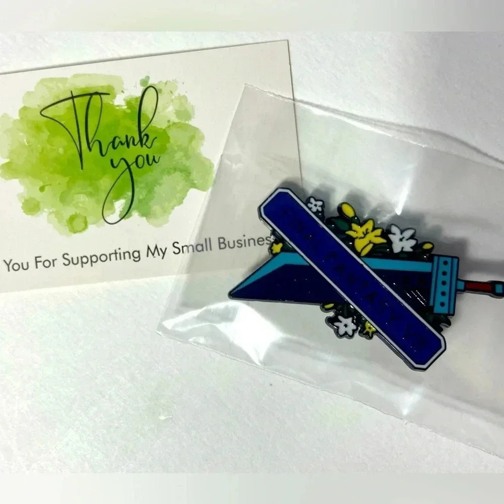 Final Fantasy  VII - Buster Sword Pin 🌼💐🌷🌺 - Picture 5 of 5